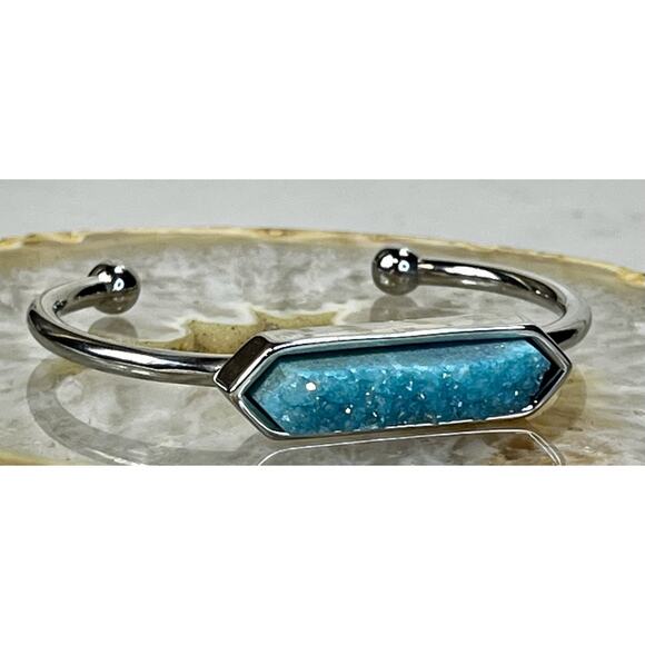 Kinsley Armelle Blue Azure Druzy Quartz Silver Tone Bangle Cuff Bracelet- Signed - Picture 10 of 12